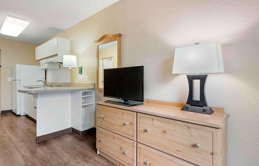 Extended Stay America Select Suites - Orlando - Southpark - Equity Row Room photo